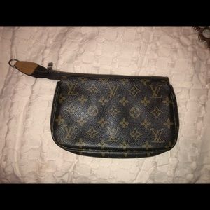 LV MONOGRAM POCHETTE 15 cosmetic bag